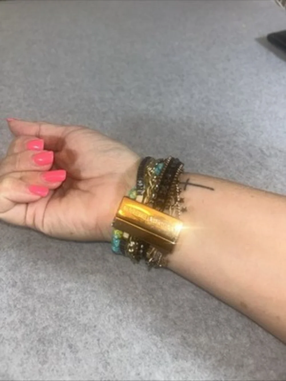VICTORIA EMERSON Gold Tone, Mixed Materials Layered Design Bracelet - Picture 7 of 7